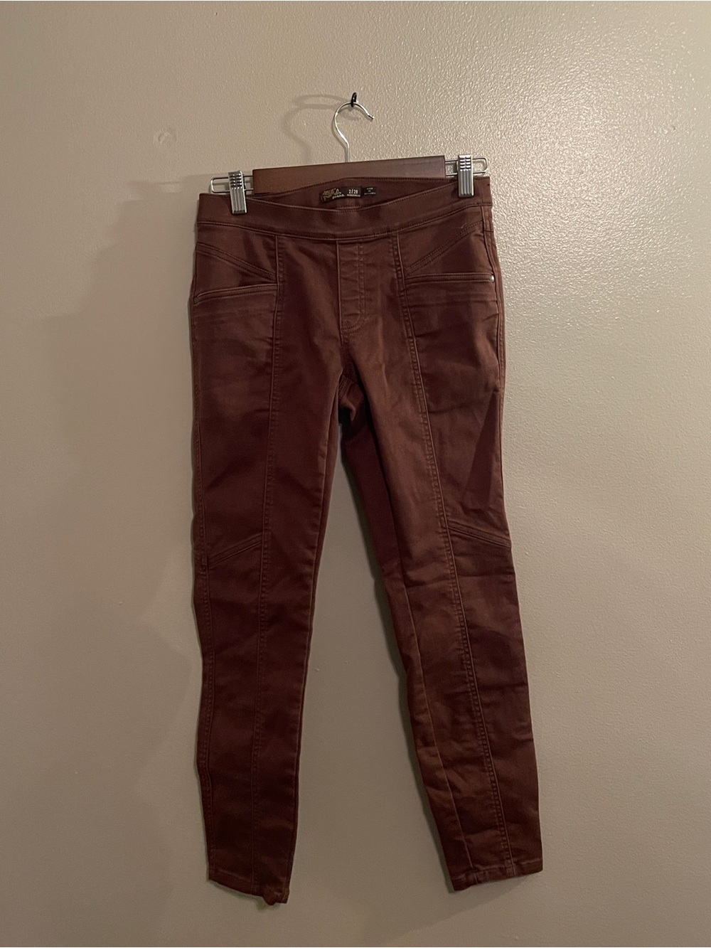 Prana Skinny Style Pants in Rusty Brown, Women’s size 2